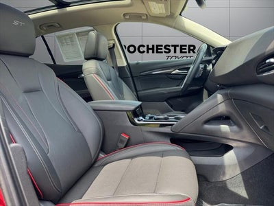 2022 Buick Envision Essence FWD