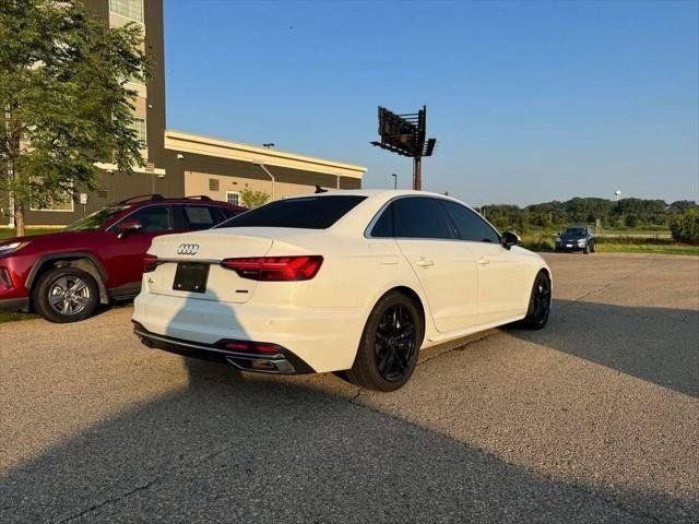 2022 Audi A4 45 S line Premium Plus quattro