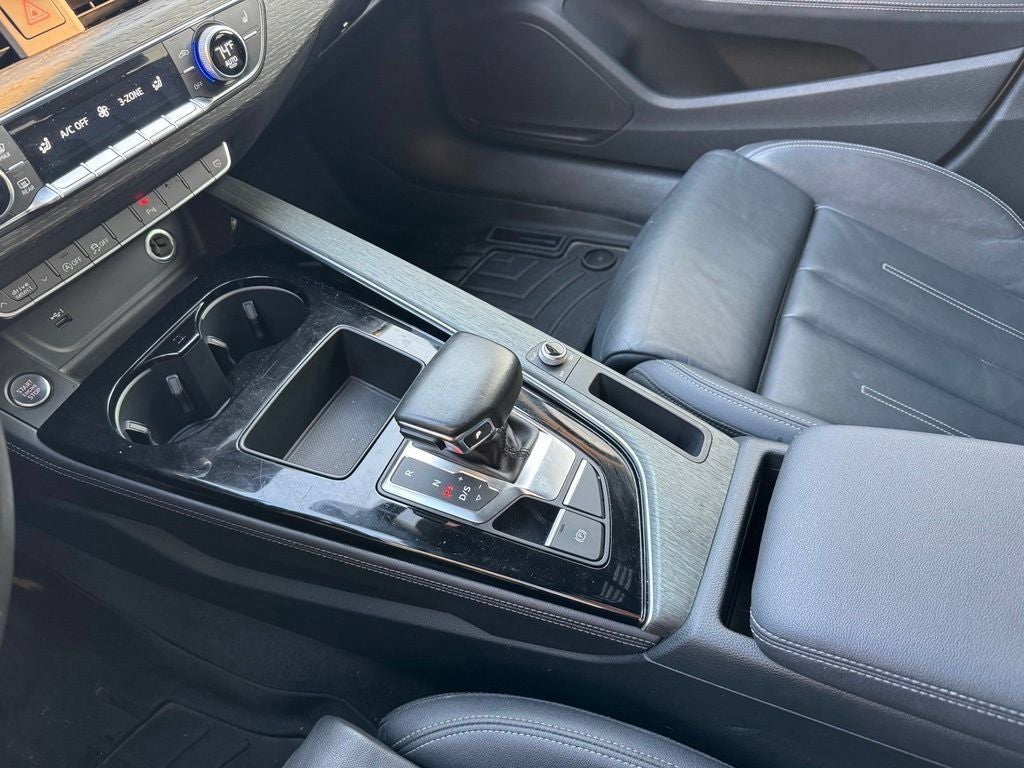 2022 Audi A4 45 S line Premium Plus quattro