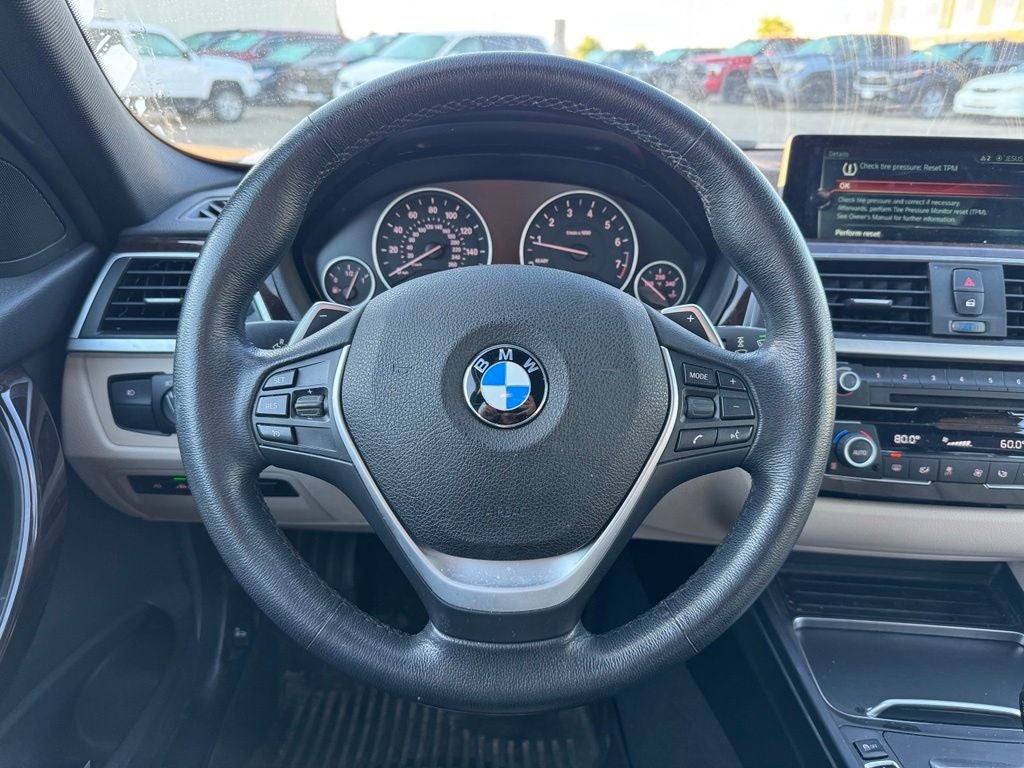 2017 BMW 3 Series 330i xDrive AWD