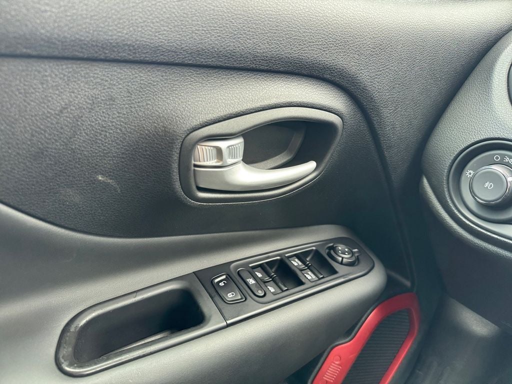 2023 Jeep Renegade Trailhawk 4WD