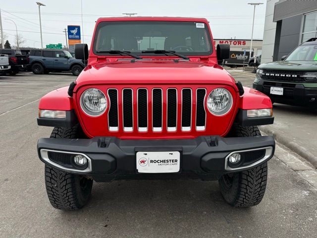 2018 Jeep Wrangler Unlimited Sahara Lifted w/ Heated Steering Wheel + 3 Piece Hard Top