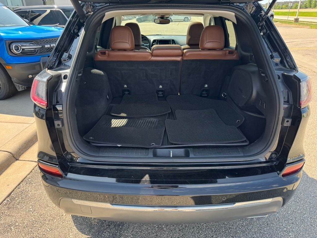 2020 Jeep Cherokee Overland
