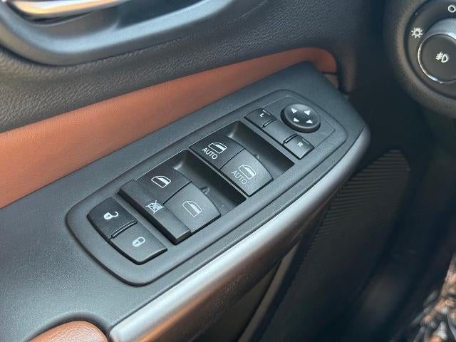 2020 Jeep Cherokee Overland
