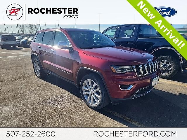 2017 Jeep Grand Cherokee Limited w/ Panoramic Sunroof + Trailer Tow Package