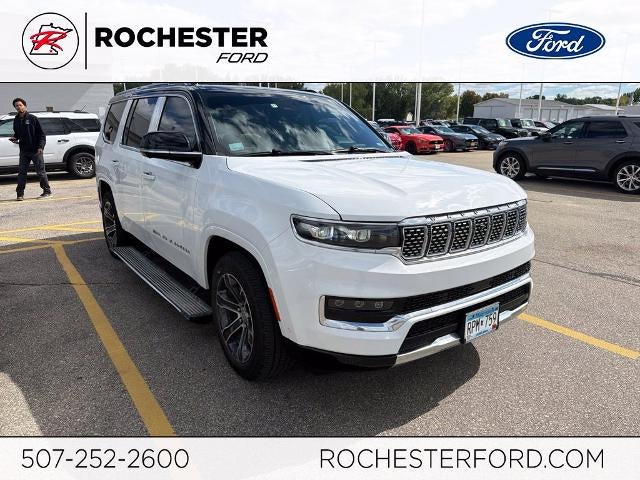 2023 Jeep Grand Wagoneer Base