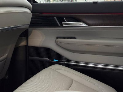 2023 Jeep Grand Wagoneer Base