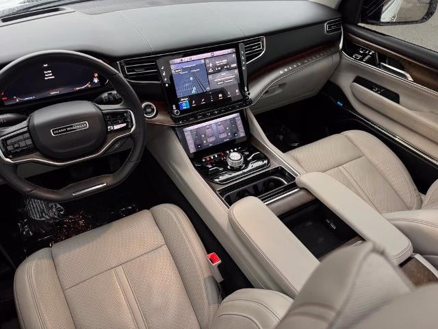 2023 Jeep Grand Wagoneer Base