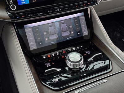 2023 Jeep Grand Wagoneer Base