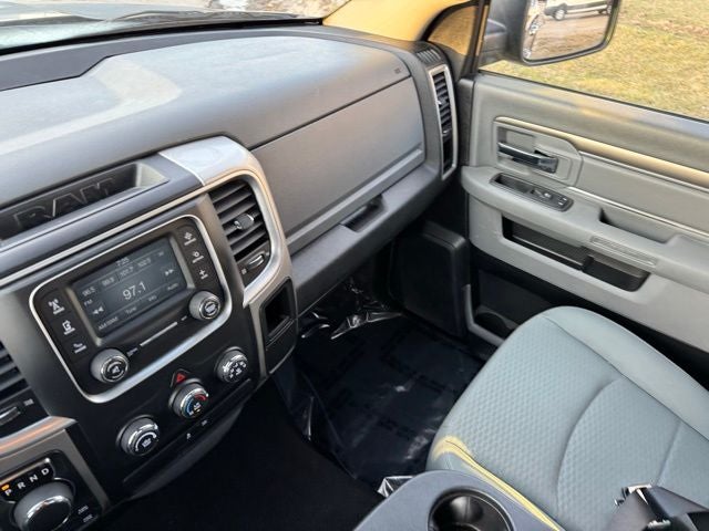 2017 RAM 1500 SLT