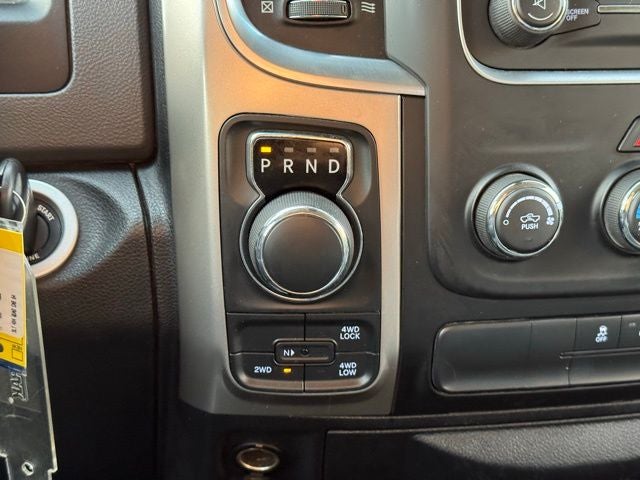 2017 RAM 1500 SLT