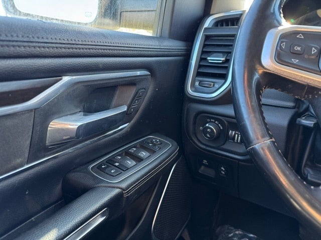 2022 RAM 1500 Laramie w/ Blindspot Detection + Heated Steering Wheel