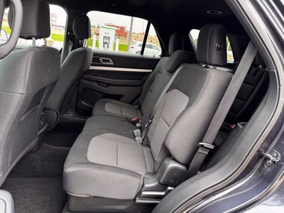 2017 Ford Explorer XLT w/Heated Steering Wheel + Tow Pkg