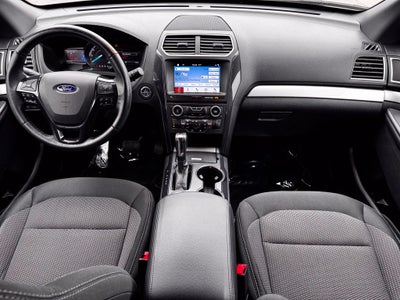 2017 Ford Explorer XLT w/Heated Steering Wheel + Tow Pkg