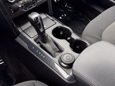 2017 Ford Explorer XLT w/Heated Steering Wheel + Tow Pkg