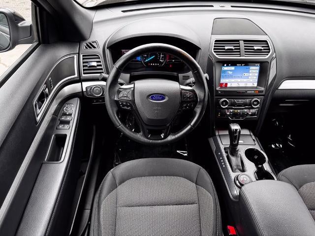 2017 Ford Explorer XLT w/Heated Steering Wheel + Tow Pkg