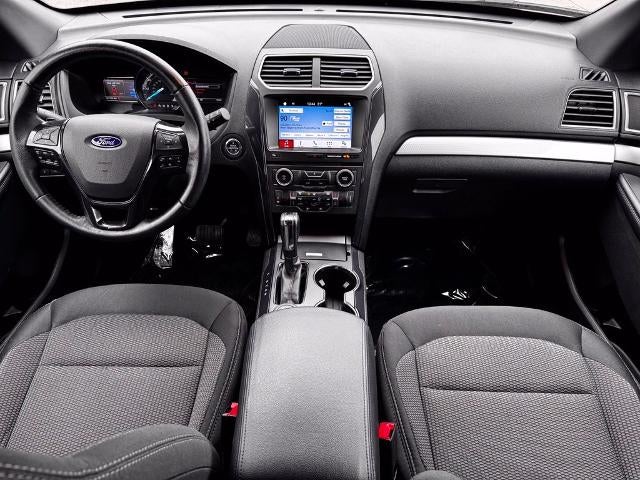 2017 Ford Explorer XLT w/Heated Steering Wheel + Tow Pkg