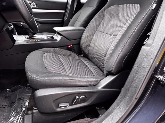 2017 Ford Explorer XLT w/Heated Steering Wheel + Tow Pkg