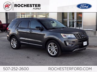 2017 Ford Explorer XLT w/2nd Row Bench