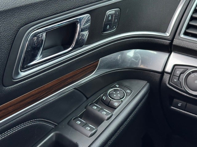 2018 Ford Explorer Limited w/ Heated Steering Wheel + Front 180 Camera
