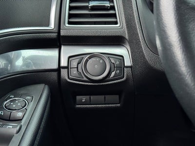 2018 Ford Explorer Limited w/ Heated Steering Wheel + Front 180 Camera