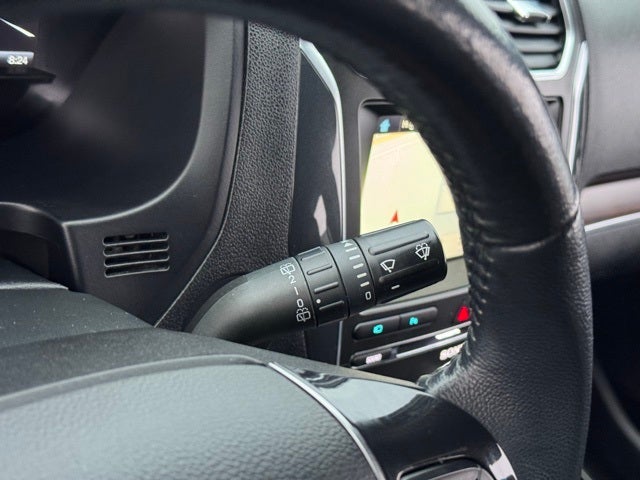 2018 Ford Explorer Limited w/ Heated Steering Wheel + Front 180 Camera
