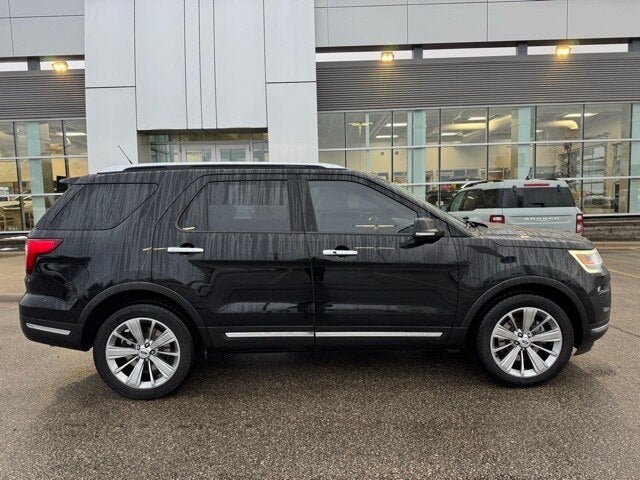 2018 Ford Explorer Limited w/ Heated Steering Wheel + Front 180 Camera