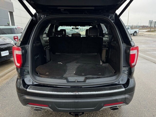 2018 Ford Explorer Limited w/ Heated Steering Wheel + Front 180 Camera