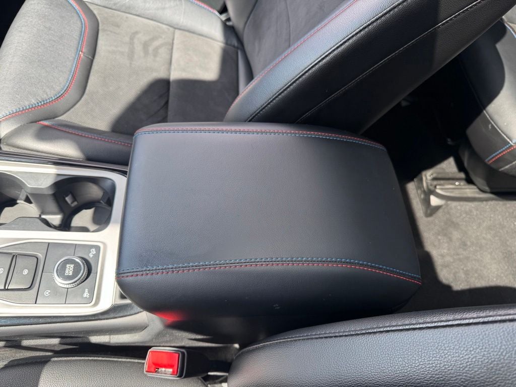 2023 Ford Explorer ST w/ Street Pack