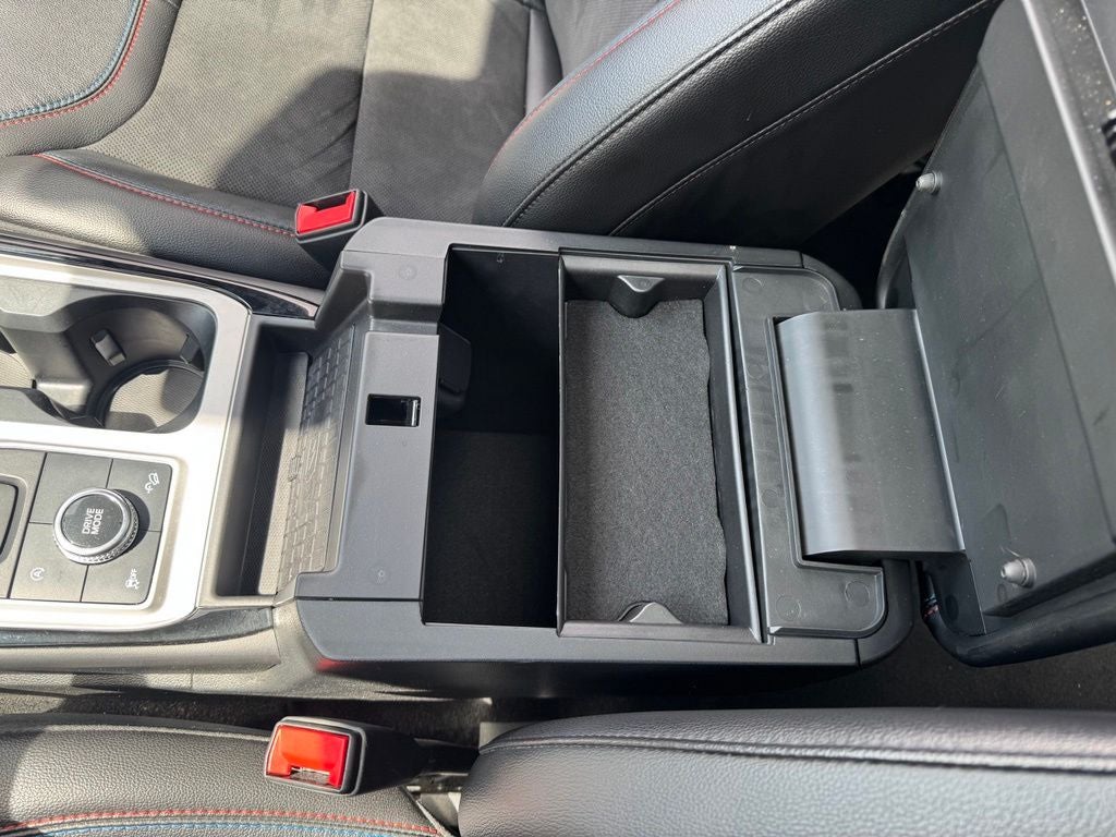 2023 Ford Explorer ST w/ Street Pack