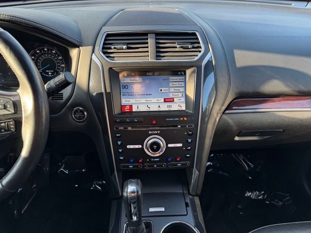 Used 2018 Ford Explorer Platinum with VIN 1FM5K8HT0JGB01654 for sale in Rochester, Minnesota