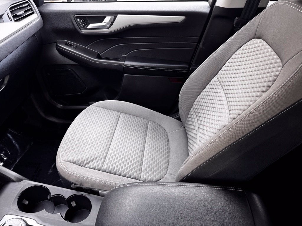 2021 Ford Escape Hybrid SE
