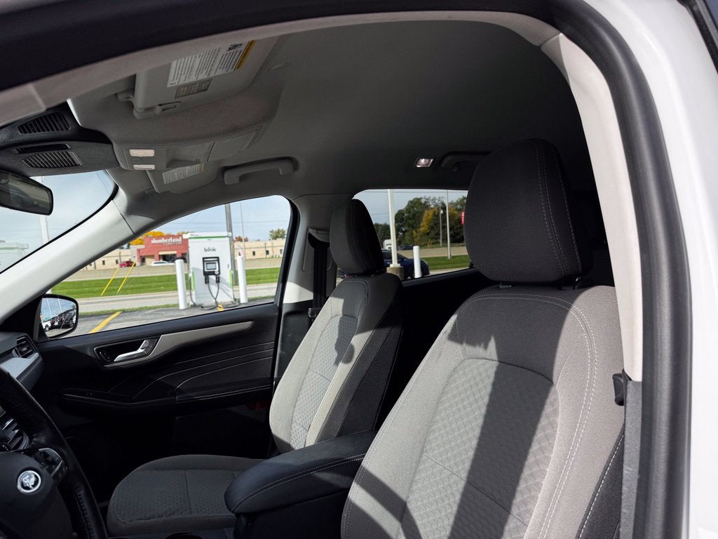 2021 Ford Escape Hybrid SE