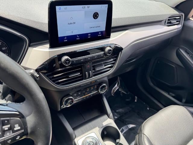 2022 Ford Escape Hybrid SEL