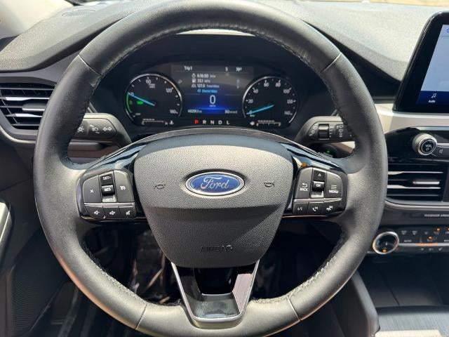 2022 Ford Escape Hybrid SEL