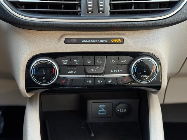 2022 Ford Escape SEL w/ Panoramic Moonroof + Trailer Tow Package