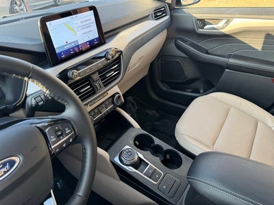 2022 Ford Escape SEL w/ Panoramic Moonroof + Trailer Tow Package