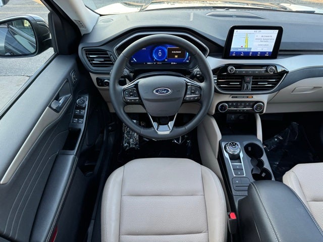 2022 Ford Escape SEL w/ Panoramic Moonroof + Trailer Tow Package