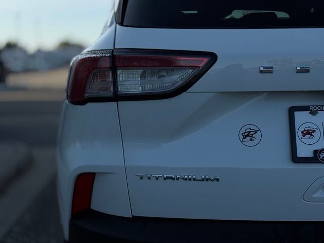 2020 Ford Escape Titanium