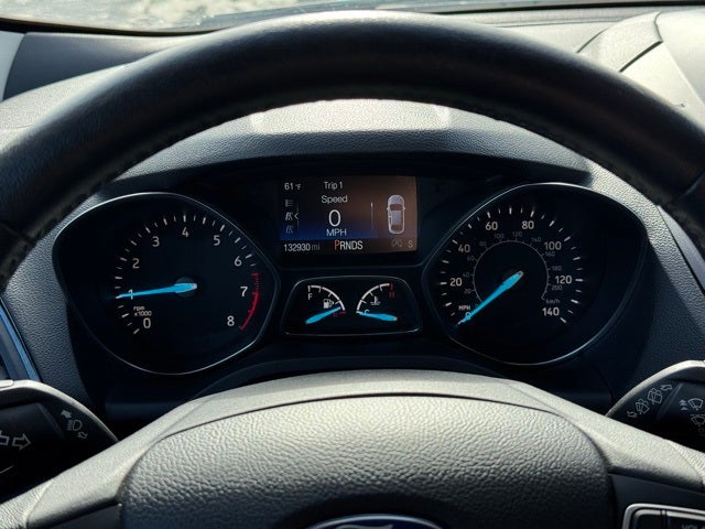 2019 Ford Escape Titanium w/ Heated Steering Wheel + Tow Package