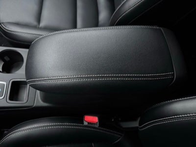 2025 Ford Escape Platinum w/ Adaptive Cruise + Heated Steering Wheel