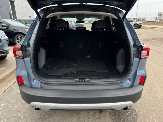 2025 Ford Escape Platinum w/ Heated Steering Wheel + Adaptive Cruise