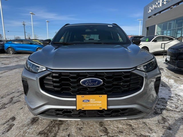 2023 Ford Escape ST-Line w/ Heated Steering Wheel + Adaptive Cruise