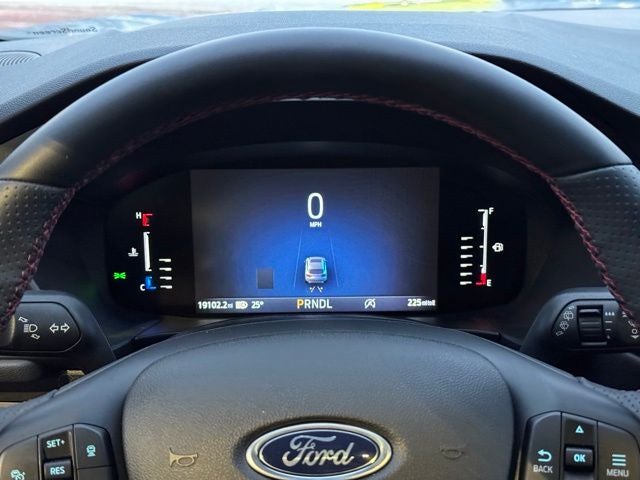 2023 Ford Escape ST-Line w/ Panoramic Moonroof + Adaptive Cruise