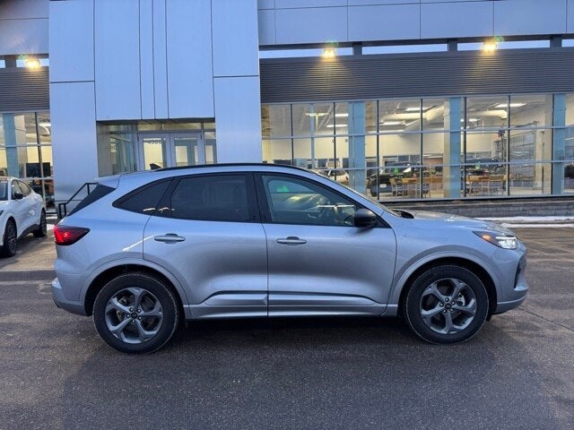 2023 Ford Escape ST-Line w/ Panoramic Moonroof + Adaptive Cruise