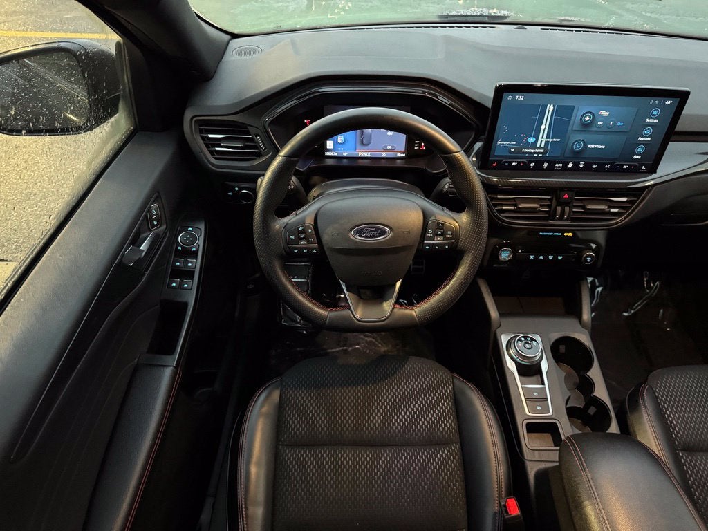 2024 Ford Escape ST-Line w/Heated Steering Wheel + Adaptive Cruise