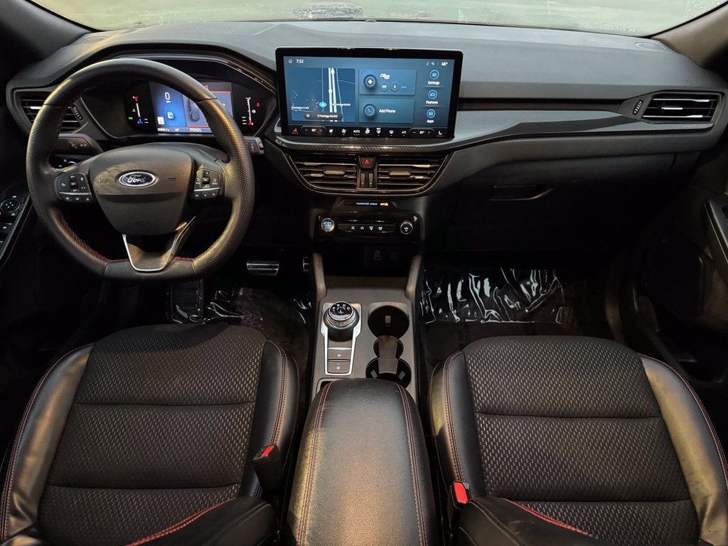 2024 Ford Escape ST-Line w/Heated Steering Wheel + Adaptive Cruise
