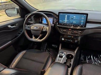 2024 Ford Escape ST-Line w/Heated Steering Wheel + Adaptive Cruise