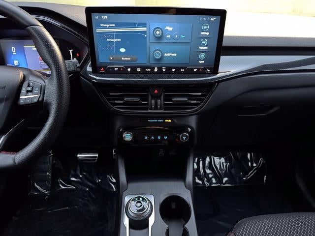 2024 Ford Escape ST-Line w/Heated Steering Wheel + Adaptive Cruise