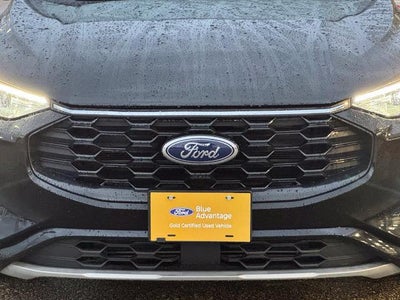 2024 Ford Escape ST-Line w/Heated Steering Wheel + Adaptive Cruise